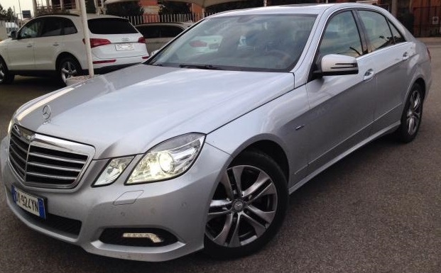 lhd MERCEDES E CLASS (01/06/2010) - 